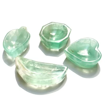 1 KOS Ročno izdelani srce / luna / leaf oblikovane naravne zelene fluorite quartz crystal skledo