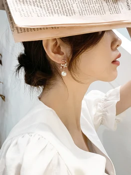 2020 Nov Prihod Klasičnih Pearl Simulirano-pearl Cvet Spusti Uhani Za Ženske Modni Elegantno Občutljivo Stranke, Nakit Darila