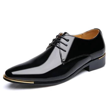 Opozoril poslovnih usnjeni čevlji za moške Obleko Slog Stanovanj Loafers čevlji moški Prave Evropske kovinske sponke moški čevlji