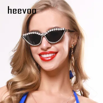 Samll Trendy Diamond Mačka Oči, sončna Očala Ženske Luksuzne blagovne Znamke Oblikovalec Kristalno Seksi Cateye Okvir Nosorogovo Očala UV400 Oculos