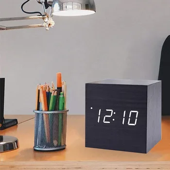 Elektronska ura Ustvarjalnega LED ura Svetlobni kvadratnih lesena Lesena ura budilka zvok-vključi ali dotaknil 6X6X6cm lepa