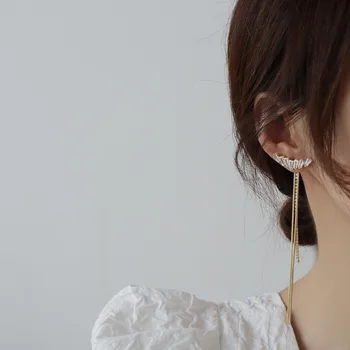 Južna Koreja je nova zasnova modni nakit preprost sijoče baker vdelan cirkon kaplja vode dolge face-lift tassel ženski uhani