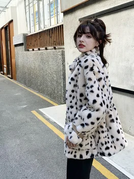 Krznena jakna ženske zimske mlade modele krznen leopard tiskanja imitacije jagnje, krzno, z plišastih 2020 novo ohlapno moda