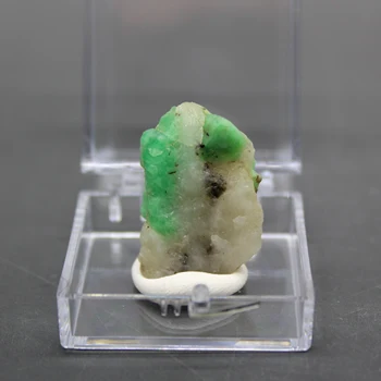 Naravni smaragdno zelena mineralnih gem-razred kristalno osebkov, kamni in kristali kremena crystalsbox velikost 3.4 cm