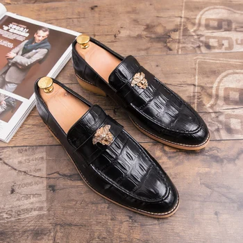 Usnje Moških Priložnostne Čevlji Luksuzni 2019 novo Mens Loafers Moccasins Dihanje Zdrsne na Črno Vožnjo Čevlji Plus Velikost 38-47