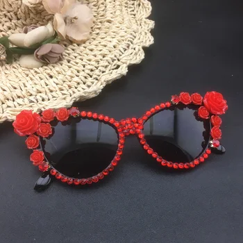 Moda baročno Rdeče Rose Cvet sončna očala za ženske in ženske blagovne Znamke Kristalov Draguljev sončna Očala Girdle Dekoracijo