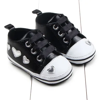Srce Oblikovan Novorojenčka Superge Baby dekleta Čipke-up Usnjene Čevlje Active Lep Zapatos Bebe Malčka Čevlji Infantil Sapatos