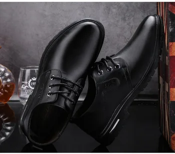 2019 Najnovejši PU Usnje Moda za Moške Poslovno Obleko Loafers Pointy Črne Čevlje Oxford Dihanje Formalno Poroko Mens Obleka, Čevlji