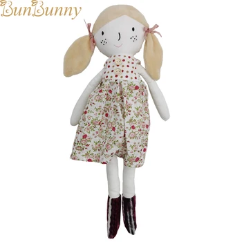 Mehko Krpo Lutka z Pigtails Vezene Obraz Izmenljive Cvetličnih Obleko Prvi Baby Doll Ročno Polnjenih Dekle Bombažno Krpo Igrače
