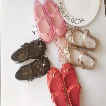 Mini Melissa Dekle Furadinha Nova moda Dekle Žele Sandale Lok Otroci Sandale Otrok Plaži Čevlji Non-slip Melissa Čevlji SH19098