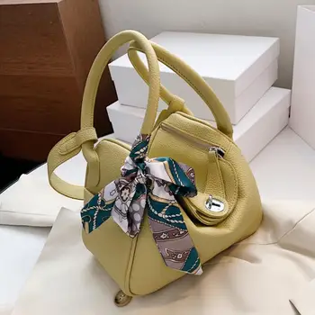 Elegantni Ženski Traku Tote vrečko 2020 Moda Novih kakovostnih PU Usnja Ženske Oblikovalec Torbici Zaklepanje Ramenski Messenger Bag
