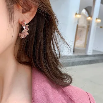 Novo leto 2020 moda Sveže fine Nosorogovo tkanje sladko Kapljico uhani pogodbeno elegantno vzdušje pearl Ženske, Nakit uhani