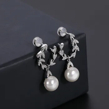 2020 novo pretiran luksuz listi pearl asimetrične metulj uhani elegantno osebnost divje ins design ženske blagovne znamke nakit
